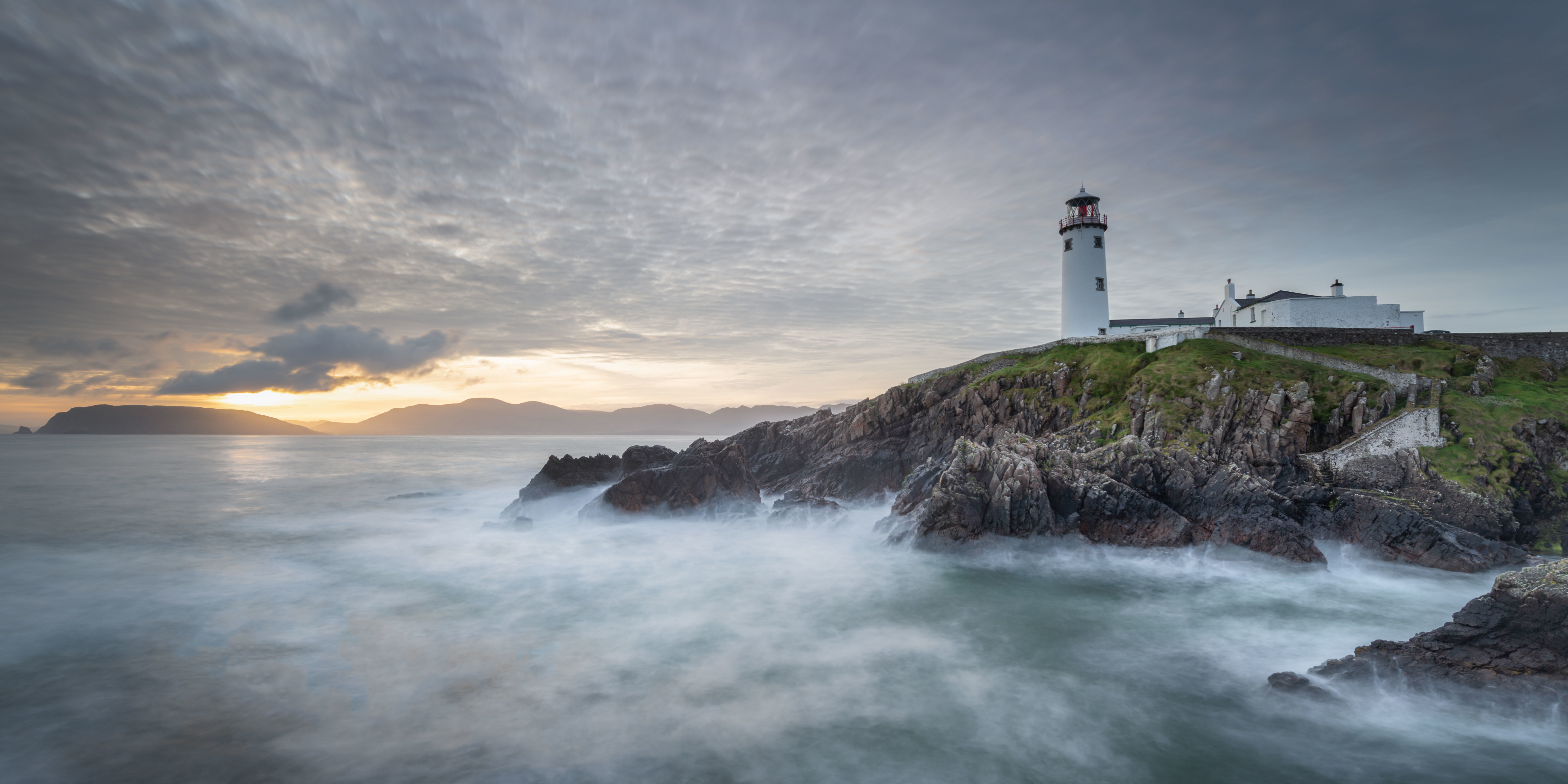 Donegal: Melmore, Fanad And Horn Head – Jimmy Mc Donnell Landscape 